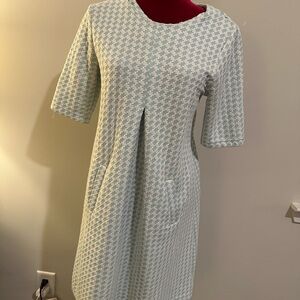 Tyler Boe Blue and White Houndstooth Midi Dress